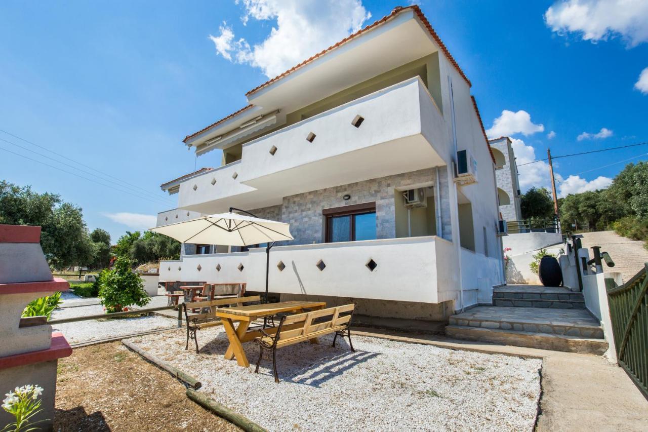 Olive Maison Astris Exteriör bild